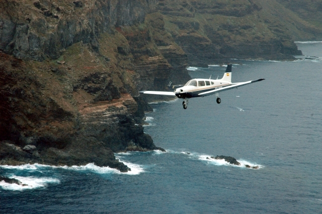  in volo sopra la costa